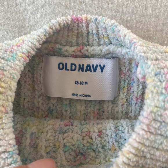 ON Rainbow Knit Sweater - Picture 3 of 5